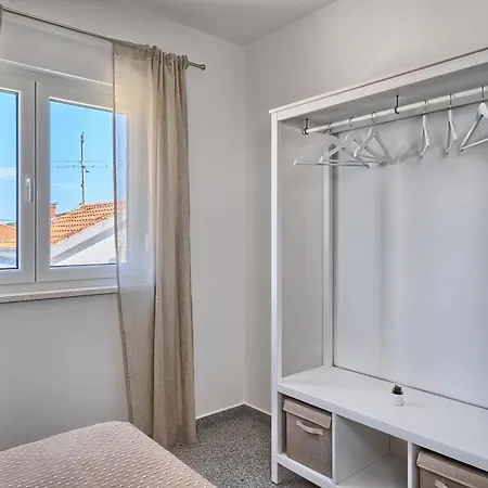 K's Rooftop - Sea-view & Pool Apartment